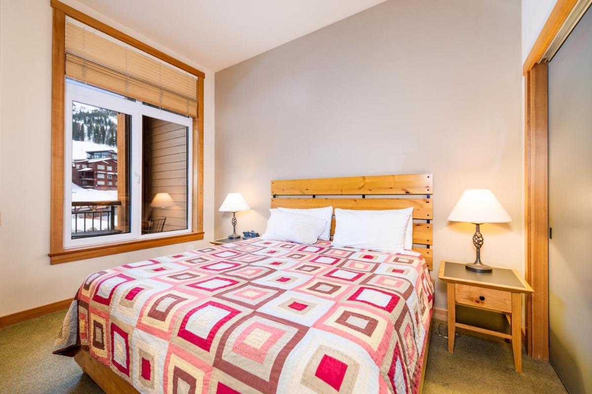 Schweitzer Mountain Resort White Pine Lodge Sandpoint Bagian luar foto