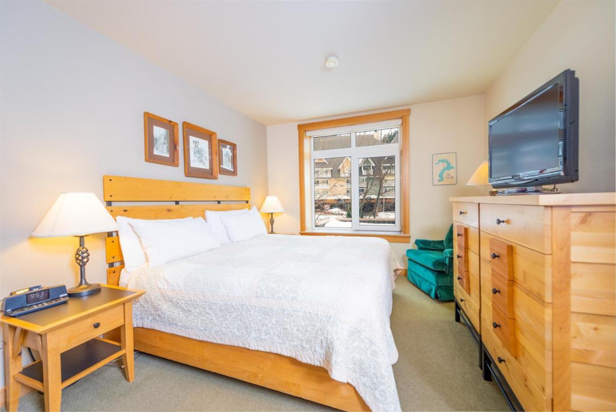 Schweitzer Mountain Resort White Pine Lodge Sandpoint Bagian luar foto