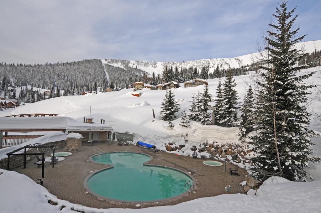 Schweitzer Mountain Resort White Pine Lodge Sandpoint Bagian luar foto