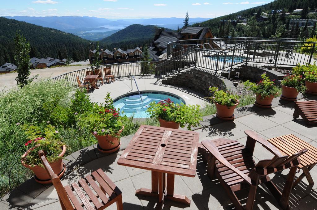 Schweitzer Mountain Resort White Pine Lodge Sandpoint Bagian luar foto